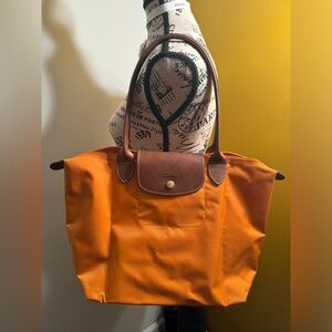 Longchamp Medium Le Pilage Shoulder bag Saffron